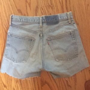Vintage 505 Levi 29 x 34 cut off shorts PATINA old